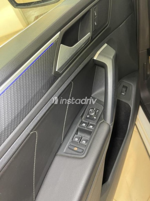 Volkswagen Tiguan 2024 White Automatic Used for Sale in 6 October - 9