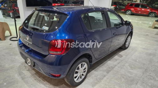 Renault Sandero 2019 Dark Blue Automatic Used for Sale in Nasr city - 4