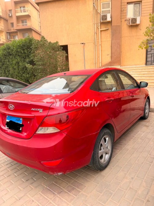 Hyundai Accent RB 2012 Red Automatic Used for Sale in Giza - 3