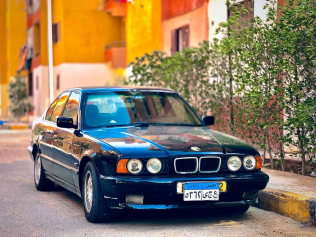 بي ام دبليو 520 1991 أسود أوتوماتيك مستعملة للبيع في مدينة نصر