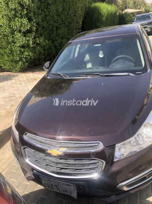 Chevrolet Cruze 2016 White Automatic Used for Sale in Greater Cairo ( Cairo + Giza) - 2