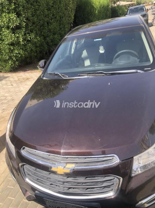 Chevrolet Cruze 2016 White Automatic Used for Sale in Greater Cairo ( Cairo + Giza) - 3