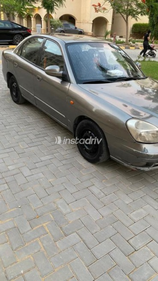 دايو نوبيرا 2 2001 ذهبي يدوي مستعملة للبيع في حدائق اكتوبر - 3