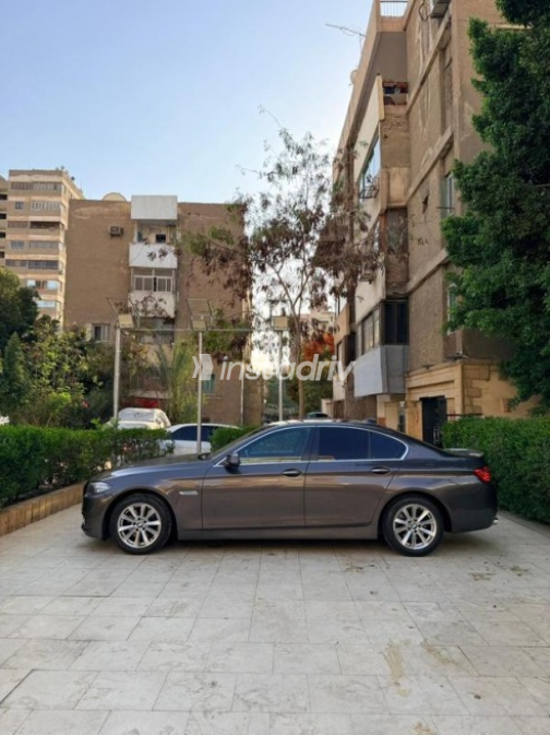 BMW 520 2014 Gray Automatic Used for Sale in Cairo - 3