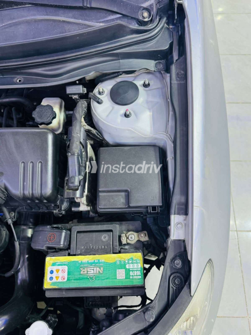 Hyundai Avante 2008 Silver Automatic Used for Sale in Alexandria - 4