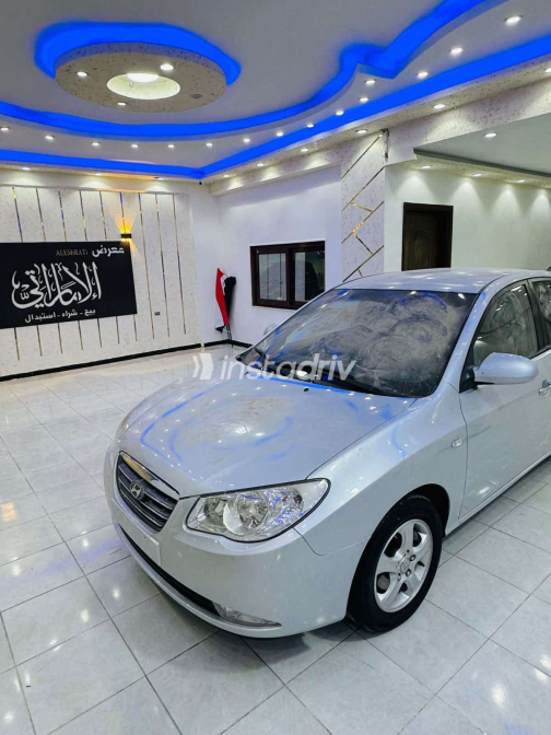 Hyundai Avante 2008 Silver Automatic Used for Sale in Alexandria - 5