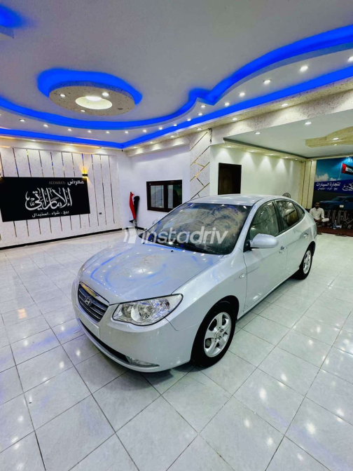 Hyundai Avante 2008 Silver Automatic Used for Sale in Alexandria - 8