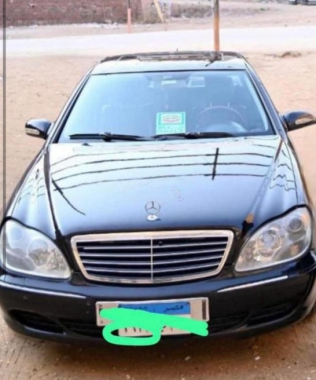 Mercedes 500 2002 Black Automatic Used for Sale in Cairo
