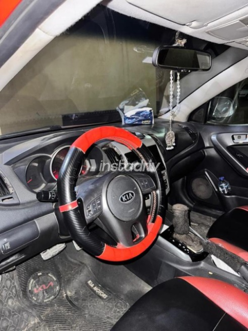 Kia Cerato 2012 Red Automatic Used for Sale in Cairo - 6