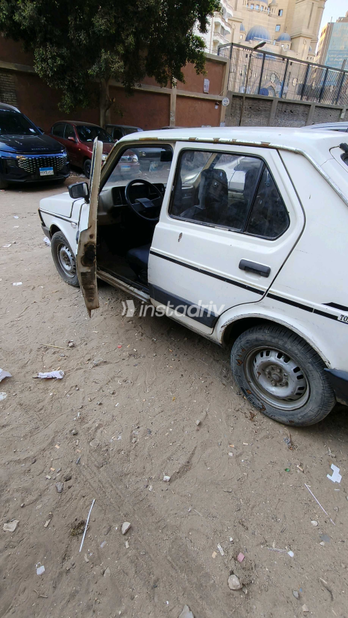 Fiat 127 1986 White Manual Used for Sale in Cairo - 4
