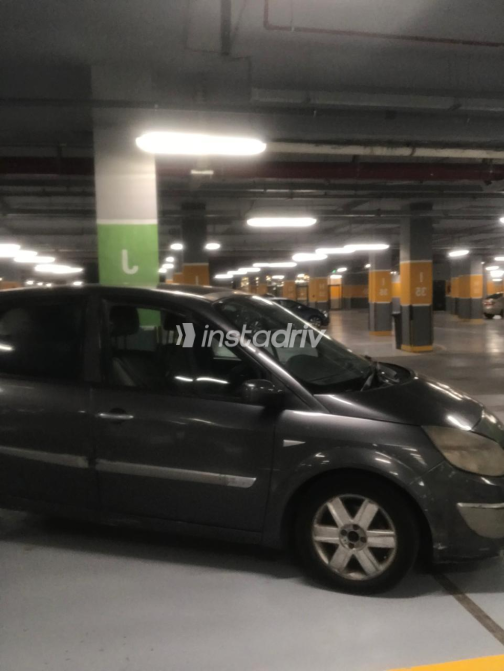 Renault Scenic 2005 Gray Automatic Used for Sale in Nasr city - 9