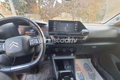 Citroën C4 2022 Bronze Automatic Used for Sale in Nasr city - 2