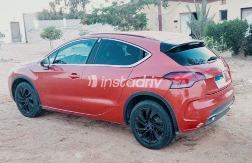 دى اس Ds4 2017 أبيض أوتوماتيك مستعملة للبيع في الجيزة - 4