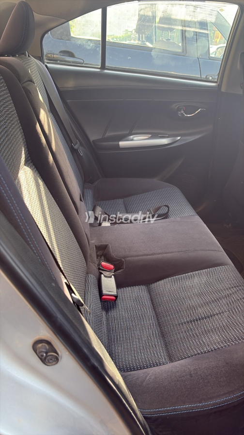 Toyota Yaris 2014 Silver Automatic Used for Sale in Nasr city - 1