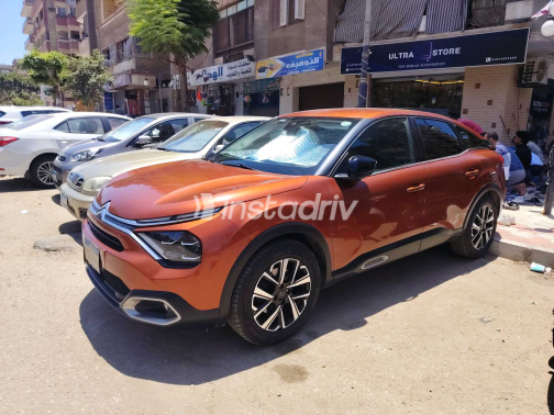 سيتروين C4 2022 برونزي أوتوماتيك مستعملة للبيع في مدينة نصر - 2