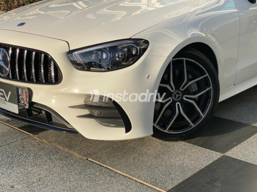 Mercedes E 300 2023 White Automatic Used for Sale in Sheikh Zayed City - 5