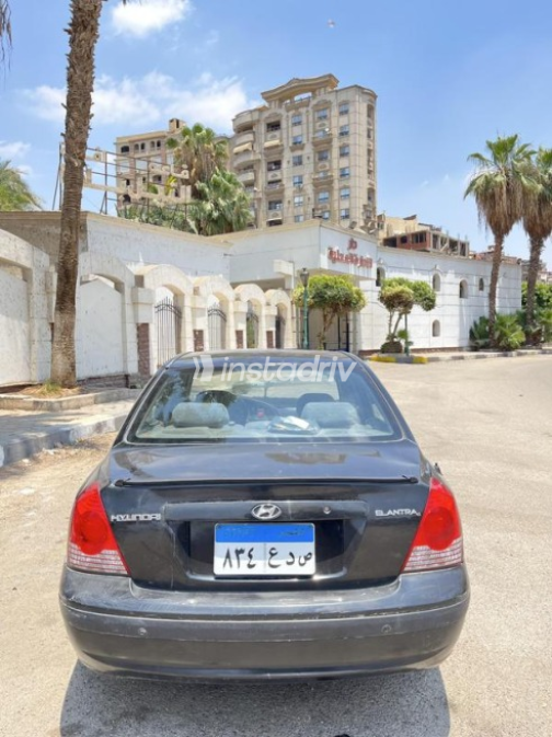 Hyundai Elantra 2006 Black Automatic Used for Sale in Cairo - 4