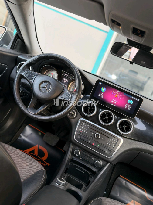 Mercedes CLA 180 2015 Gray Automatic Used for Sale in Nasr city - 3