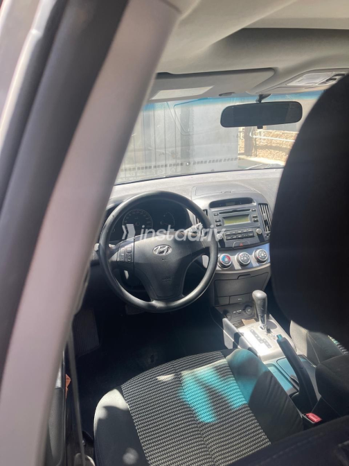 Hyundai Elantra HD 2017 Gray Automatic Used for Sale in Heliopolis - 2