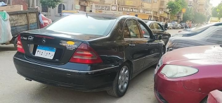 Mercedes C 200 2006 Black Automatic Used for Sale in Nasr city