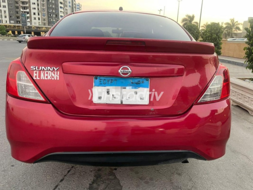 Nissan Sunny 2018 White Automatic Used for Sale in Greater Cairo ( Cairo + Giza) - 3