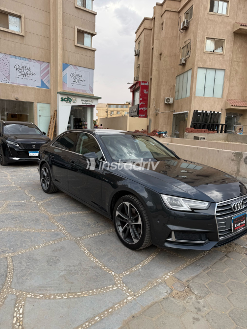 اودي A4 2019 رمادي أوتوماتيك مستعملة للبيع في الجيزة - 8