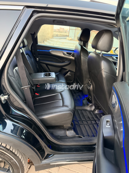 MG Rx5 2023 Black Automatic Used for Sale in Zamalek - 4