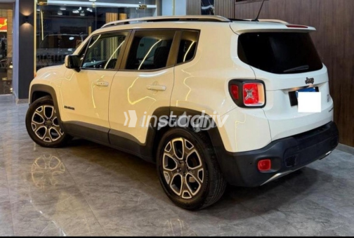 Jeep Renegade 2016 White Automatic Used for Sale in 6 October - 3