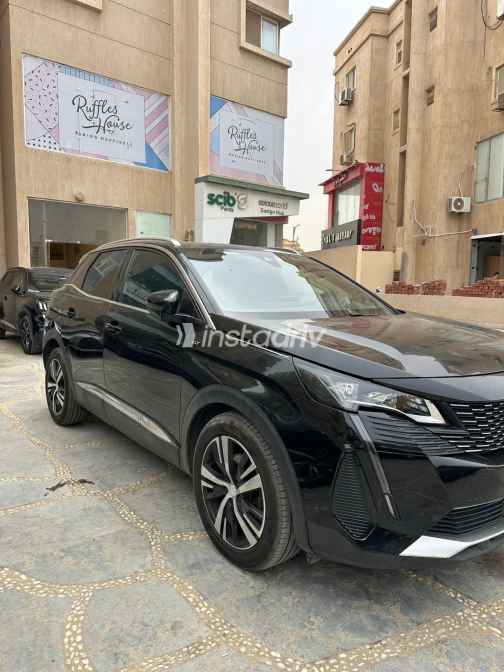 بيجو 3008 2022 أسود أوتوماتيك مستعملة للبيع في الجيزة - 6