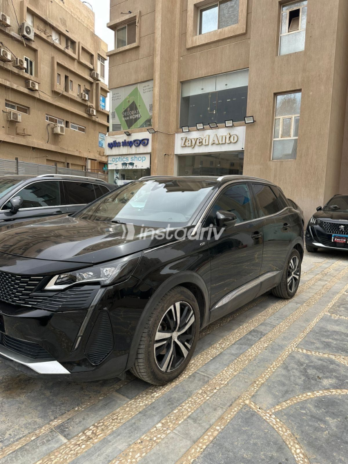 بيجو 3008 2022 أسود أوتوماتيك مستعملة للبيع في الجيزة - 8