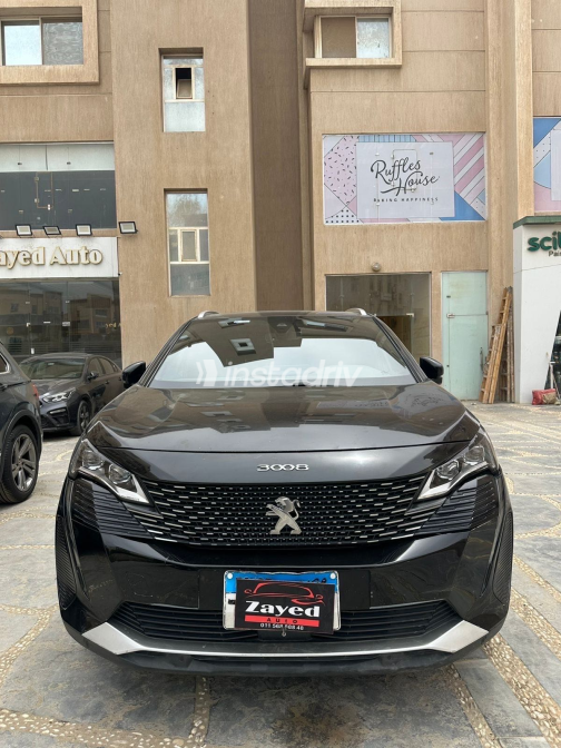 بيجو 3008 2022 أسود أوتوماتيك مستعملة للبيع في الجيزة - 9