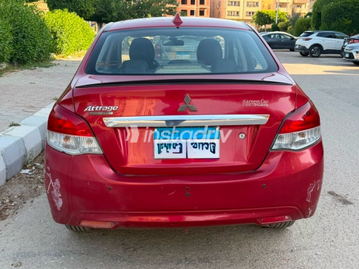 Mitsubishi Attrage 2015 Red Automatic Used for Sale in Cairo - 6