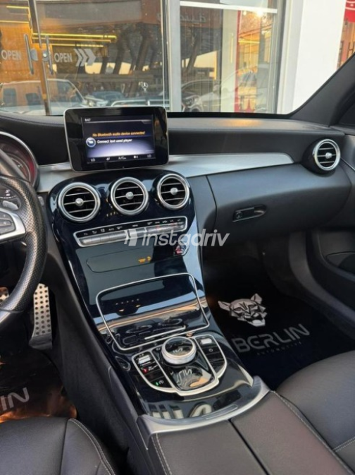 Mercedes C 180 2017 White Automatic Used for Sale in Cairo - 7