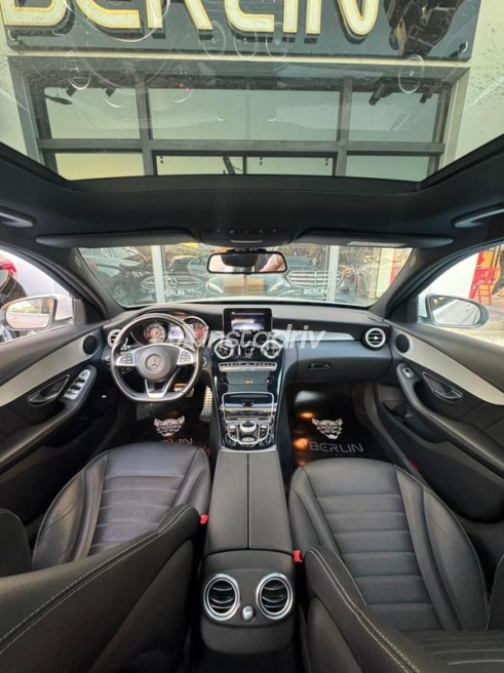 Mercedes C 180 2017 White Automatic Used for Sale in Cairo - 8