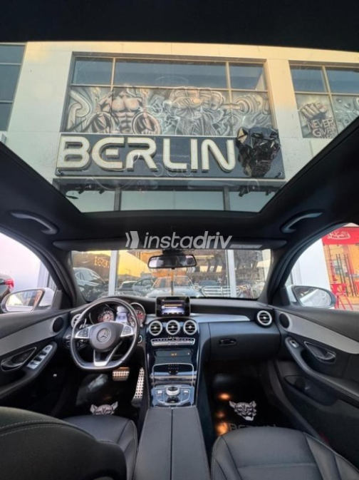 Mercedes C 180 2017 White Automatic Used for Sale in Cairo - 9
