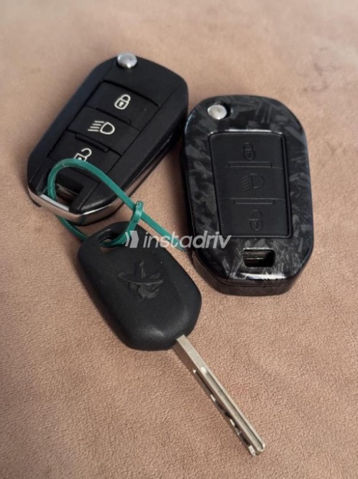 Peugeot 208 2014 Bronze Automatic Used for Sale in Madinaty - 8