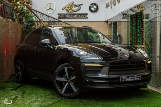 Porsche Macan 2024 Black Automatic Used for Sale in Cairo