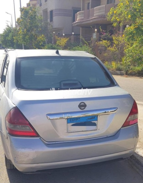 Nissan Tiida 2008 Silver Automatic Used for Sale in Cairo - 2