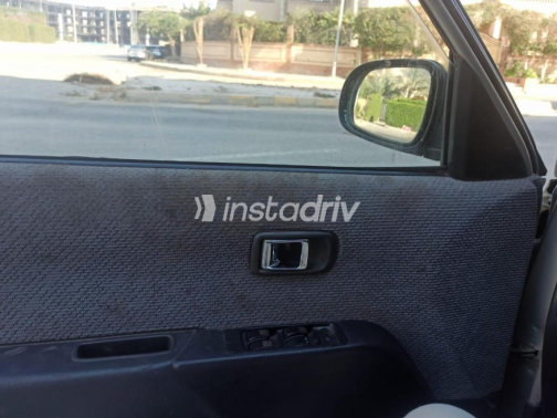 Daihatsu SIRION 2000 Silver Automatic Used for Sale in Cairo - 2