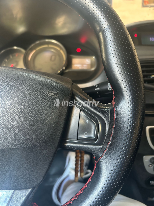 Renault Fluence 2017 Silver Automatic Used for Sale in Cairo - 1