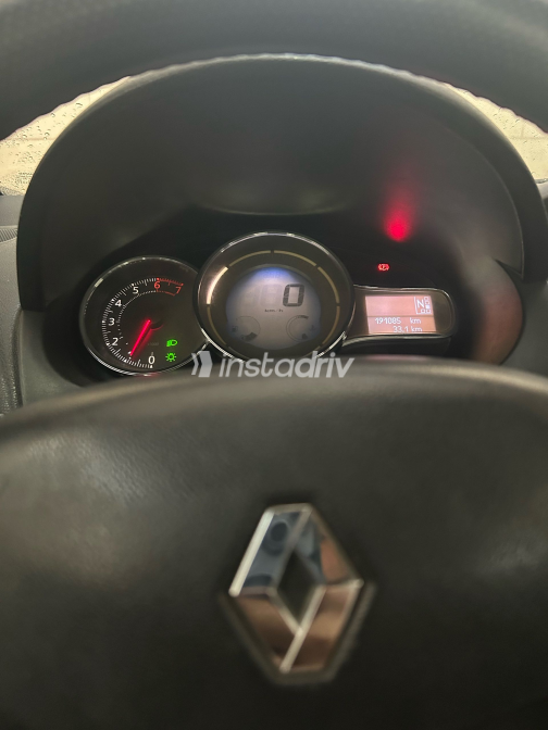 Renault Fluence 2017 Silver Automatic Used for Sale in Cairo - 10