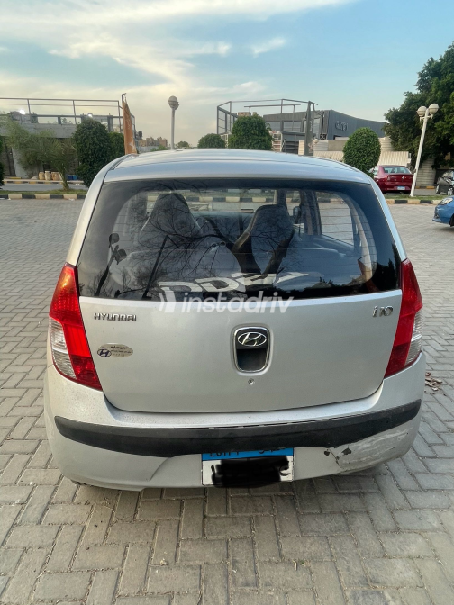 Hyundai I10 2011 Silver Manual Used for Sale in Heliopolis - 3