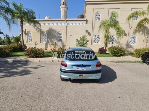 Peugeot 206 2001 Dark Blue Manual Used for Sale in Greater Cairo ( Cairo + Giza) - 5