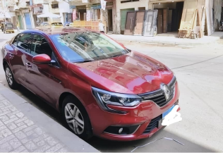رينو ميجان 2020 أحمر أوتوماتيك مستعملة للبيع في الإسكندرية