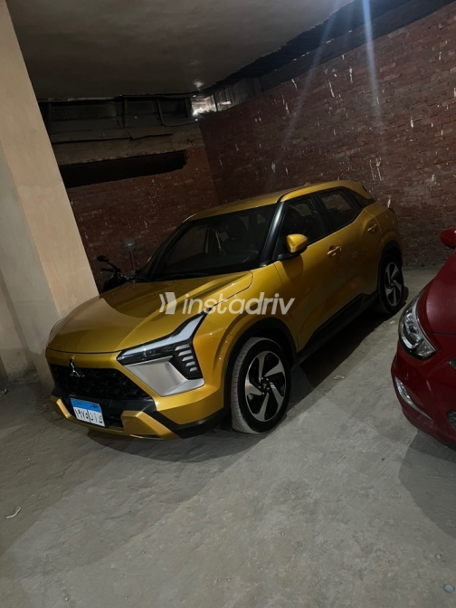 Mitsubishi Outlander Sport 2025 Gold Automatic Used for Sale in Cairo - 2