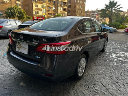 Nissan Sentra 2025 Gray Automatic Used for Sale in Nasr city - 5
