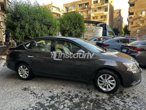 Nissan Sentra 2025 Gray Automatic Used for Sale in Nasr city - 7