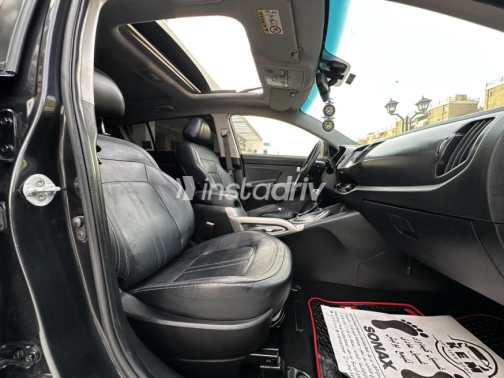 Kia Sportage 2014 Black Automatic Used for Sale in Nasr city - 3
