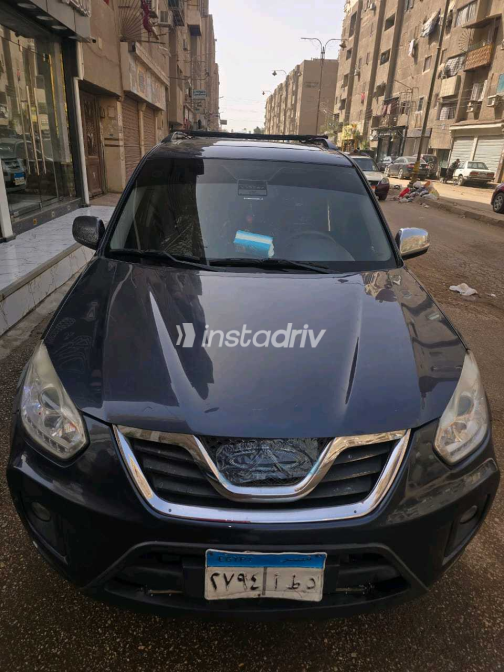 Chery Tiggo 3 2015 Gray Automatic Used for Sale in Mansoura - 3