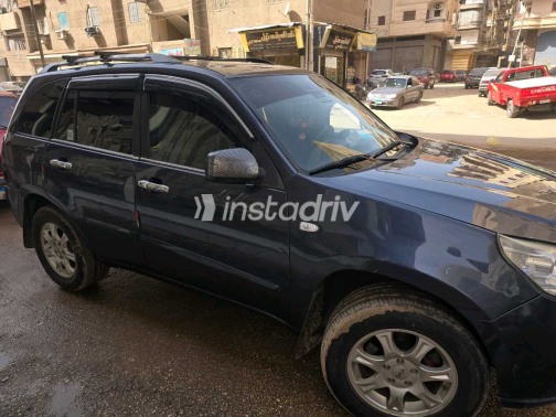 Chery Tiggo 3 2015 Gray Automatic Used for Sale in Mansoura - 4